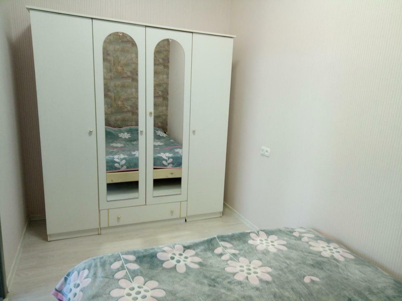 Зарванская Стрит 9 Apartment Kamianets-Podilskyi Luaran gambar